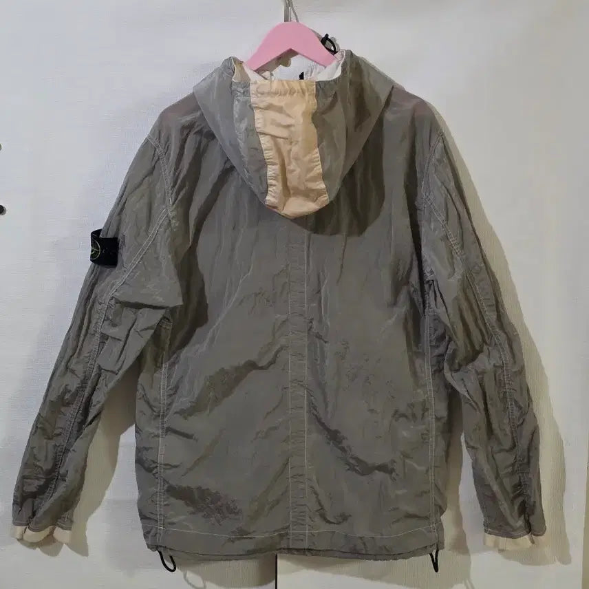 [BUNJANG] Stone Island Hooded Windbreaker Jacket / 정품 스톤아일랜드 후드 바람막이 자켓