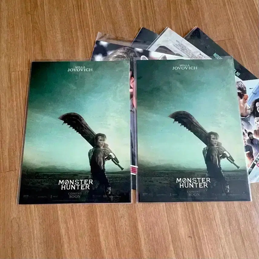 [BUNJANG] Monster Hunter A3 Poster 2-Type Package CineQ / 몬스터헌터 A3포스터 2종 패키지 씨네큐 밀라 요보비치 토니자 영화