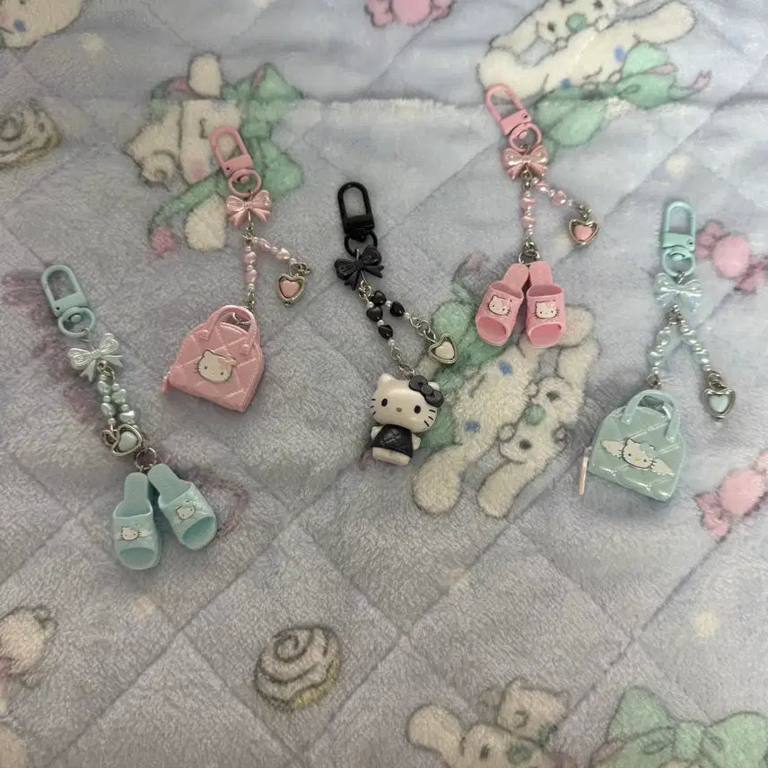 [BUNJANG] Kitty Quilt Series Keychain / 키티 퀄트시리즈 키링
