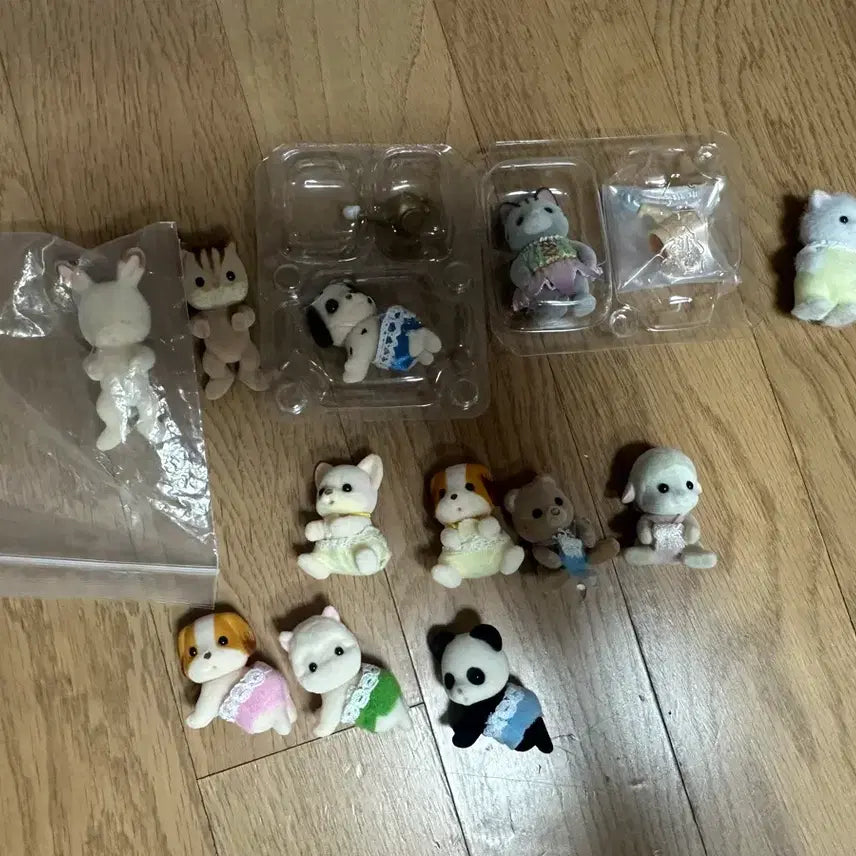 [BUNJANG] Sylvanian Families Animal Figurines / 실바니안 개당 1만원