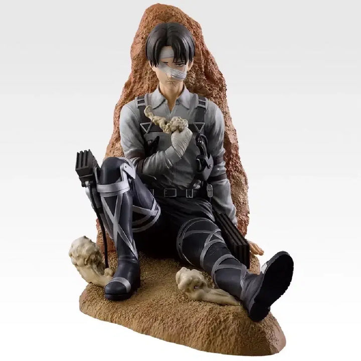 [BUNJANG] Attack on Titan Levi C Prize Figure (Sealed) / 진격의거인 쿠지 리바이 C상 미개봉 새상품