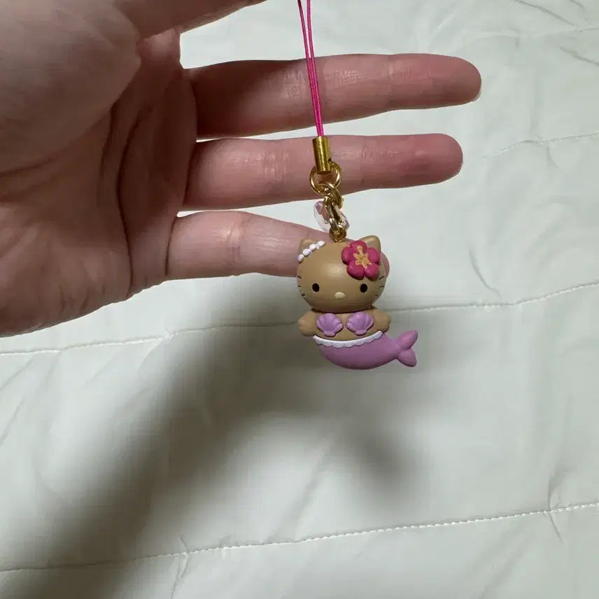 [SOLD OUT] 산리오 태닝 키티 키링 판매중