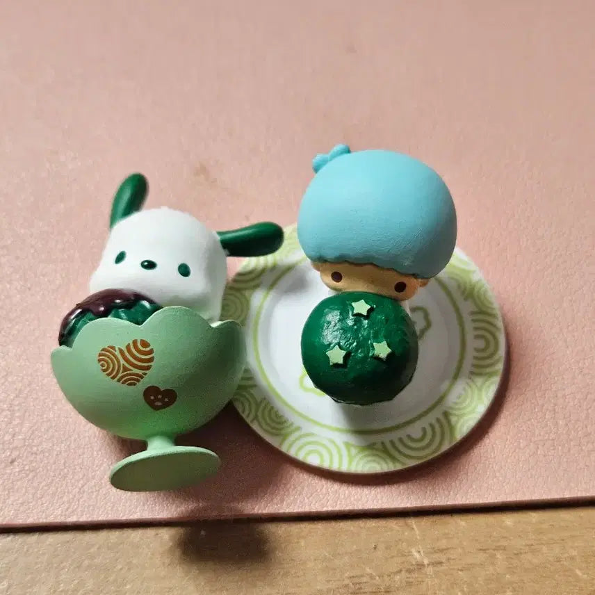 [BUNJANG] Sanrio 2025 LOVE Matcha Pochacco Lala Bundle Set / 산리오 2025 LOVE 말차 가챠 포챠코 라라