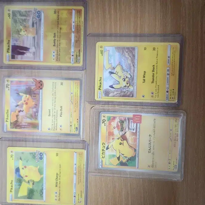 [BUNJANG] Pikachu Card Bundle Set / 35에 피카츄카드 일괄 급처 합니다 가격제안 받습니다