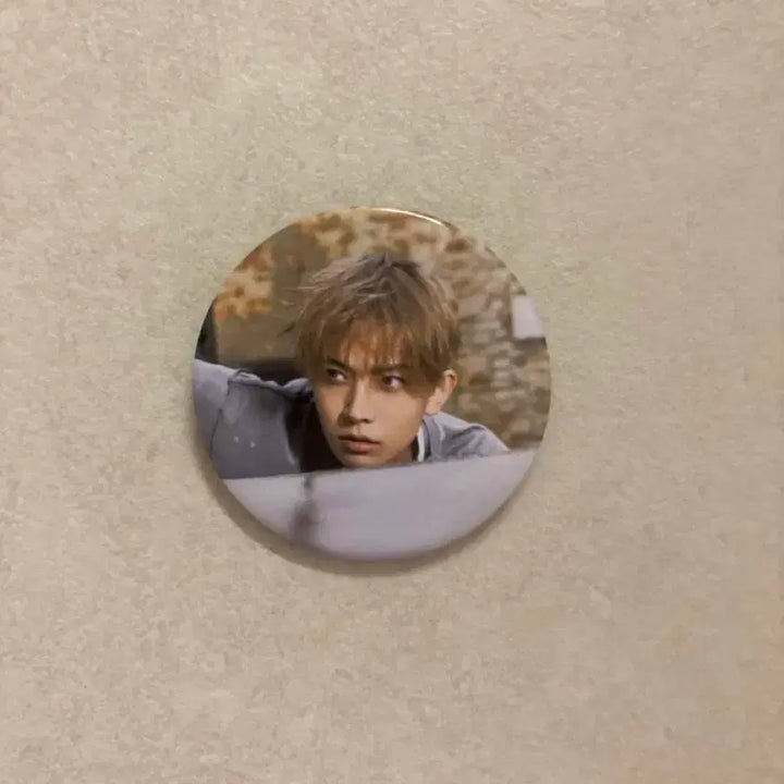 [BUNJANG] Lee Heeseung THE NEW BENCH Lucky Draw Pin Badge / 이희승 에반 더 신 베니쉬 팝업 럭드 핀 벳지