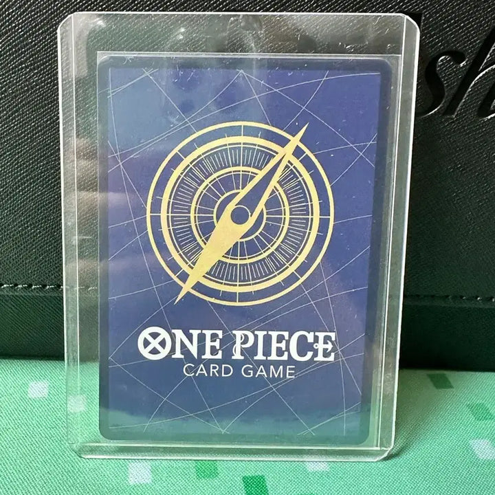 [BUNJANG] One Piece Trafalgar Law Heroines Secret Rare (S-Grade) / 트라팔가로 히로인즈 시크릿 (s급)