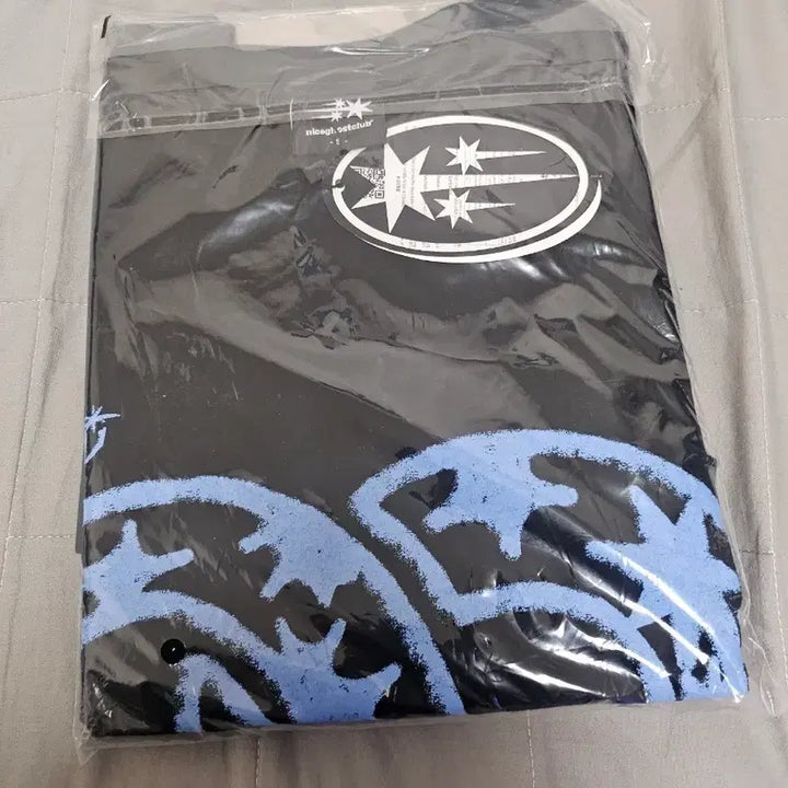 [BUNJANG] Hebi X Nago Cleo Collaboration T-Shirt / Hebi 나고클 콜라보 티셔츠