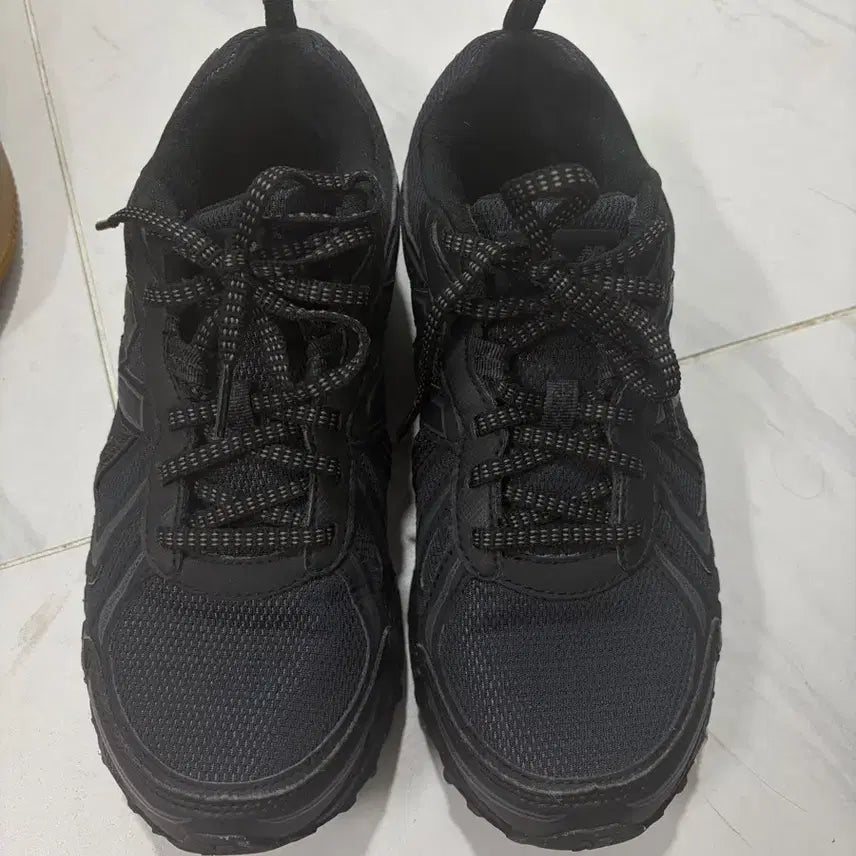 [BUNJANG] New Balance 410v5 2E Wide Black Running Shoes / 뉴발란스 410v5 블랙 - 2E 와이드