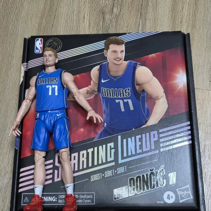 [BUNJANG] Hasbro Authentic Luka Dončić Starting Lineup Action Figure Full Set / 해즈브로 정품 루카 돈치치 스타팅라인업 액션 피규어 풀구성
