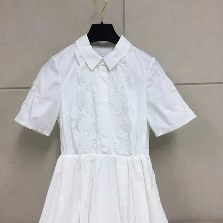 [BUNJANG] Self-Portrait White Punching Lace Short-Sleeve Shirt Collar Long Dress / (정품) 셀프포트레이트 화이트 펀칭 레이스장식  반팔 셔츠카라 롱원피스