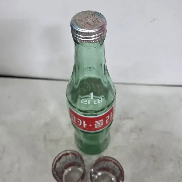 [BUNJANG] Coca-Cola 1 Liter Bottle &amp; Glass Set / 코카콜라1리터병/유리컵