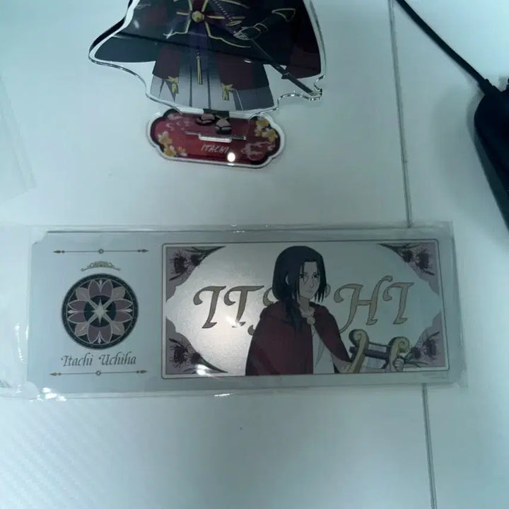 [BUNJANG] Naruto Itachi Acrylic Stand &amp; Paper Goods Bundle Set / 나루토 이타치 아크릴 지류 일괄