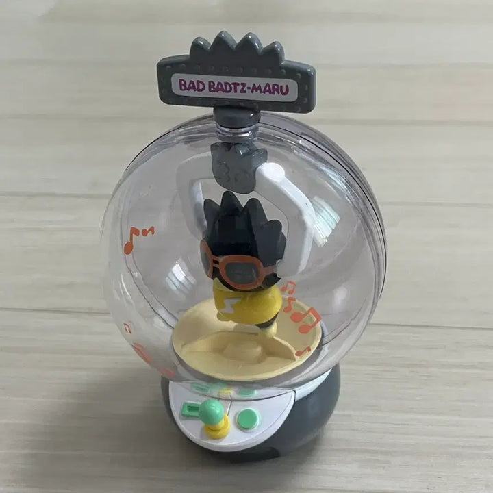 [BUNJANG] Sanrio Badtz-Maru Crane Game Figure Gacha Goods / [배드바츠마루]산리오 인형뽑기 크레인 피규어 가챠 굿즈 배츠