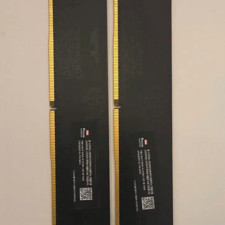 [BUNJANG] ESSENCORE KLEVV DDR5 16GB (8GB x 2) RAM with Heatsink / [판매] 에센코어 KLEVV DDR5 16GB(8GB * 2) + 방열판