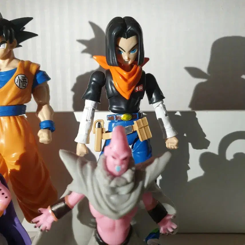 [BUNJANG] Dragon Ball Z Son Goku &amp; Majin Buu Jointed Figure Set / 드래곤볼 피규어 손오공 17호 관절 마인부우