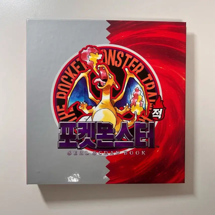 [BUNJANG] Pokemon 30th Anniversary Charizard Sticker Book + First Edition Artwork Sticker Set (100 Types) / 포켓몬스터 30주년 리자몽 띠부씰북 + 초판 아트워크 띠부씰 100종