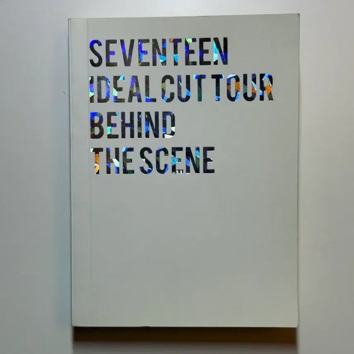 [BUNJANG] SEVENTEEN 2018 IDEAL CUT TOUR Behind The Scenes Photobook / 세븐틴 2018 IDEAL CUT TOUR 비하인드 더 씬 포토북