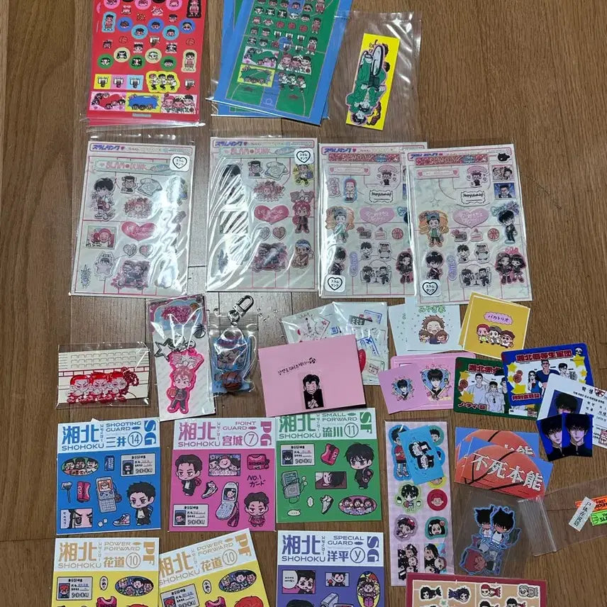 [BUNJANG] Slam Dunk Bundle Set: Keychains and Sticker Pack (20+ Stickers) / 일괄판매 슬램덩크 키링, 스티커 20장이상