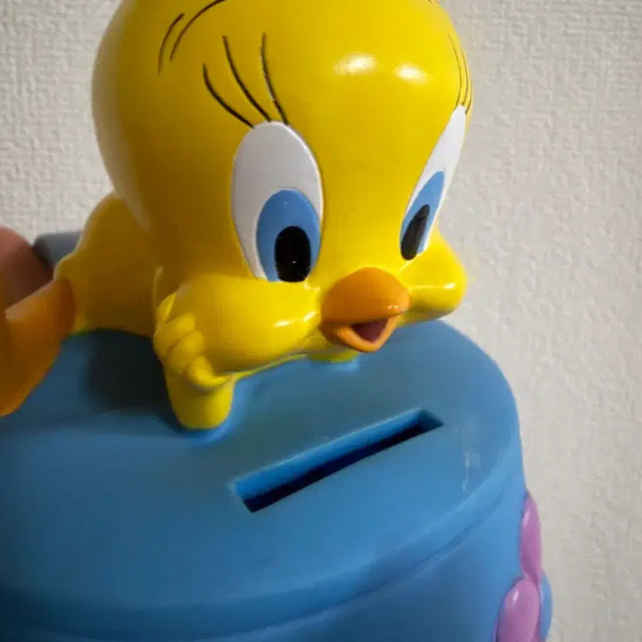 [BUNJANG] Tweety Bird Watering Can Piggy Bank / 트위티 저금통