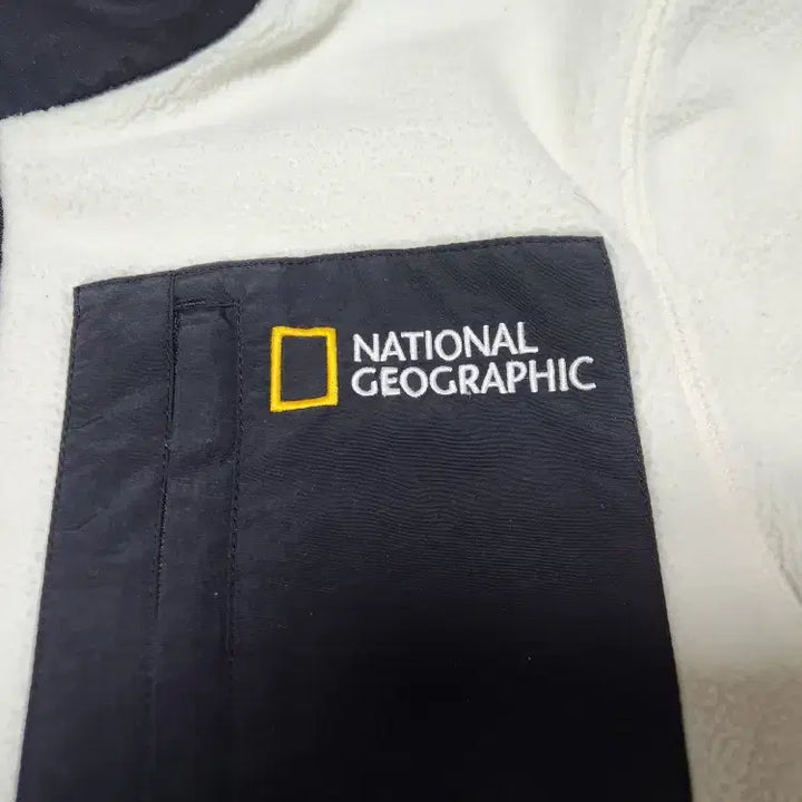 [BUNJANG] National Geographic Fleece Zip-Up Jacket Size 95 / 내셔널지오그래픽 후리스 집업 자켓 사이즈 95 판매합니다.
