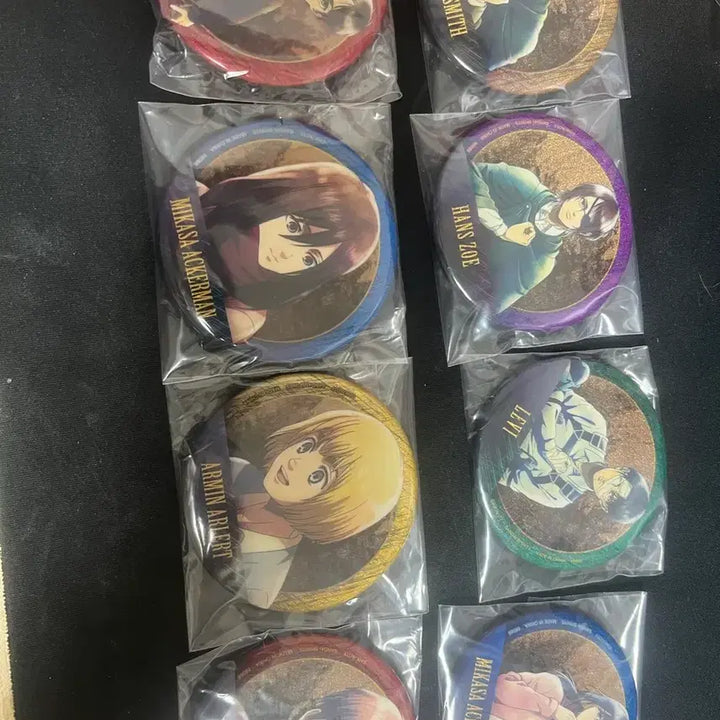 [BUNJANG] Attack on Titan G Version Full Set of 8 Cans Badges / 진격의거인 G상 캔뱃지 풀세트 8종 택포 1.5