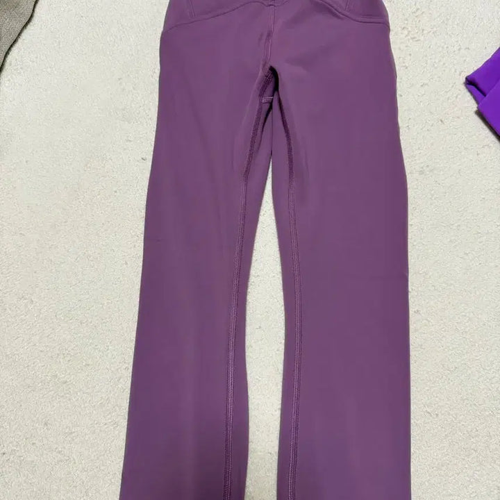 [BUNJANG] Lululemon Jubilee Leggings Size 0 / 룰루레몬 레깅스 주빌리 색상