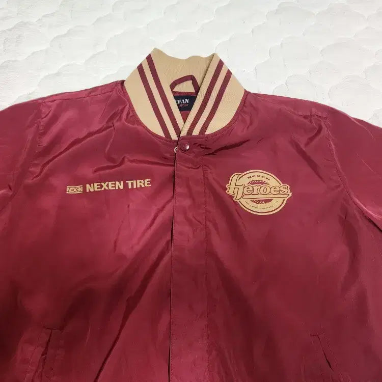 [BUNJANG] Nexen Heroes Spring/Autumn Baseball Jumper Size 95 / 넥센 히어로즈 춘추용 야구점퍼 판매합니다.