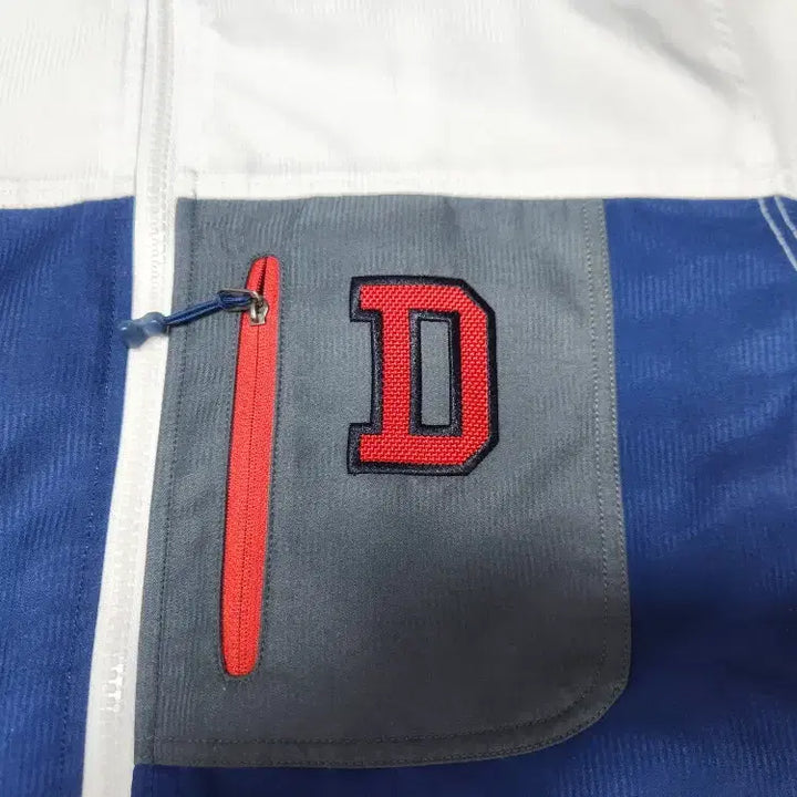 [BUNJANG] Doosan Bears Lightweight Baseball Windbreaker - Size 90 (Unisex) / 두산베어스 경량 야구 바람막이 사이즈 남, 녀 90 판매합니다.