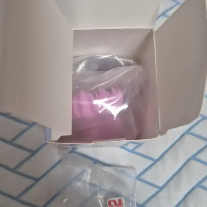 [BUNJANG] Vocaloid Hatsune Miku Piapro Surprise Luka Figure / 하츠네 미쿠 보컬로이드 피아프로 서프라이즈 루카 판매