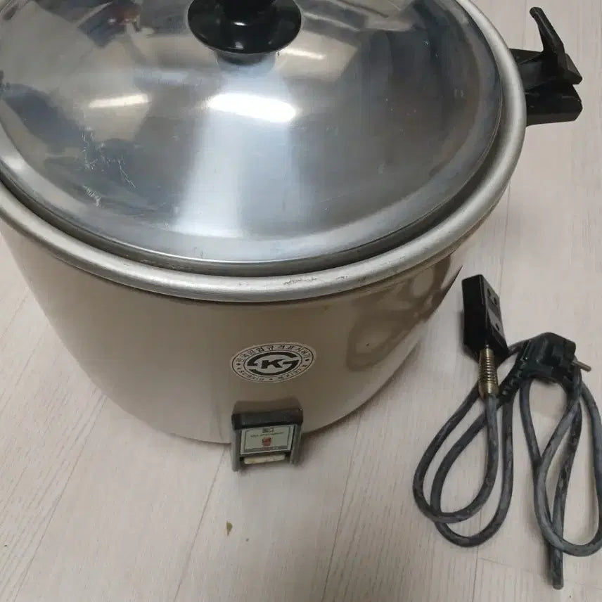 [BUNJANG] Seonhak Retro Electric Rice Cooker (14-Cup) / 1991년.35년된 미사용보관품  선학레트로전기밥솥