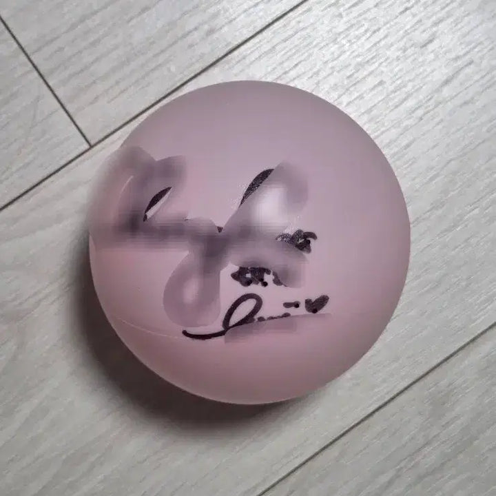 [BUNJANG] I.O.I Chung Ha Signed Baseball / 아이오아이 아오아 청하 싸인볼
