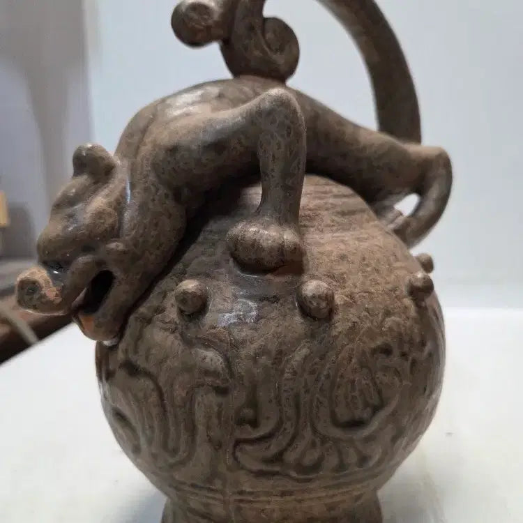 [BUNJANG] Joseon Dynasty Iron-Painted Bichumun Gye-yang Teapot / 송대 철화 비슈문 계양 주전자 높이22cm 무게866g 한시할인