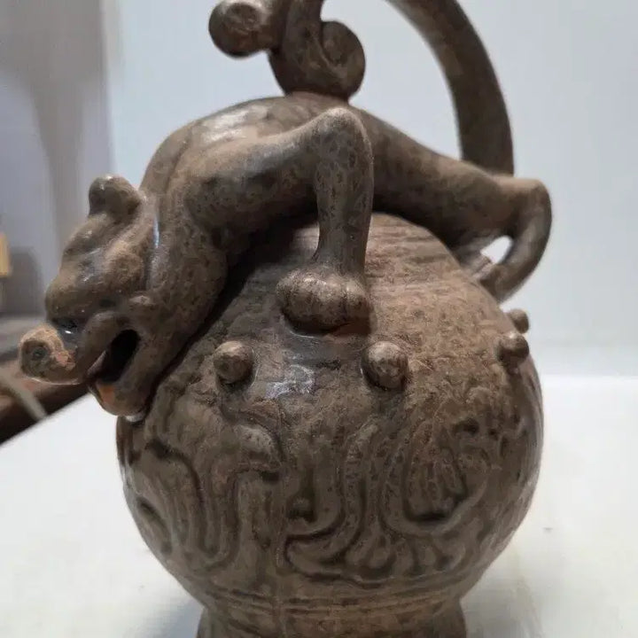[BUNJANG] Joseon Dynasty Iron-Painted Bichumun Gye-yang Teapot / 송대 철화 비슈문 계양 주전자 높이22cm 무게866g 한시할인