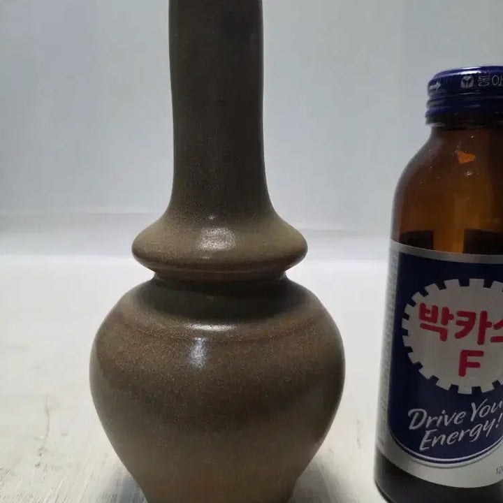 [BUNJANG] Songdae Jeongyao Celadon Pouring Bottle, Height 16cm / 송대 정요청자 포입주병 높이16cm무게270g 할인중 무료배송