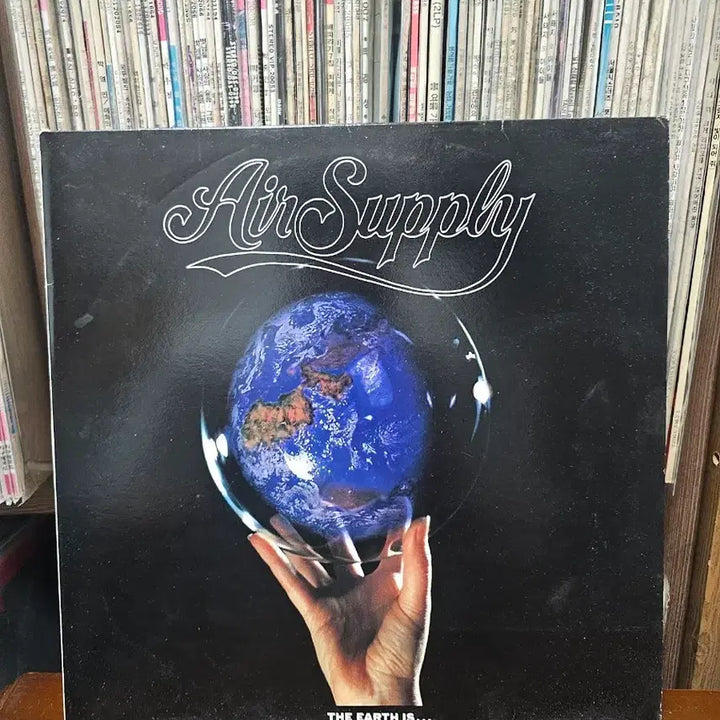 [BUNJANG] Air Supply The Earth Is... LP / [LP]air supply - the earth is...