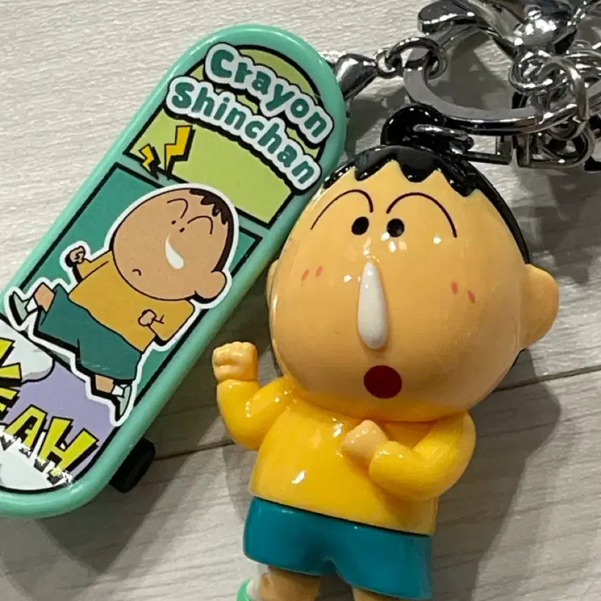 [BUNJANG] Shin-chan Skateboard Keychain / 맹구 스케이트보드 키링