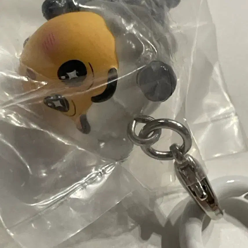 [BUNJANG] Crayon Shin-chan Superman Panda Keychain / 짱구 슈퍼맨 팬더 짱구 키링