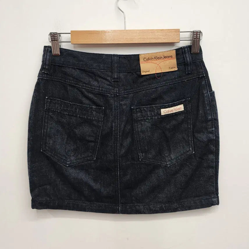 [SOLD OUT] 캘빈클라인 청치마 25인치