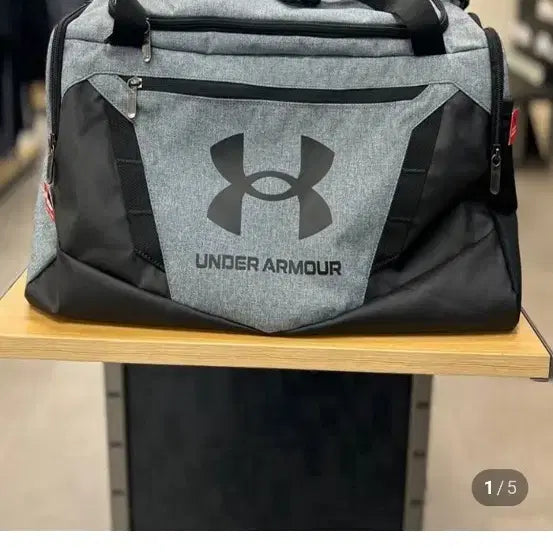 [BUNJANG] Under Armour Crossbody Bag Grey / 언더아머 크로스백 그레이