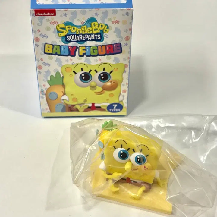 [BUNJANG] Genuine Baby SpongeBob Random Figure (Sealed) / 정품 베이비 스폰지밥 랜덤 피규어 (미개봉)