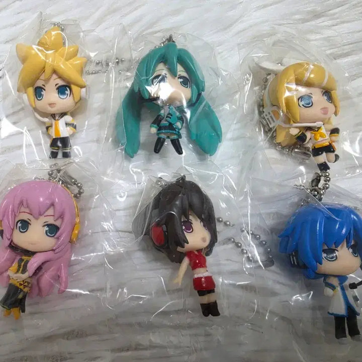 [BUNJANG] Vocaloid Kagamine Rin Len Kaito Kiring Figure Bundle Set / (일괄) 고전 프디바 보컬로이드 미쿠 카가미네 린 렌 카이토 키링 피규어