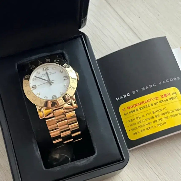 [SOLD OUT] 마크제이콥스 로즈골드 시계 (시계약 없음)