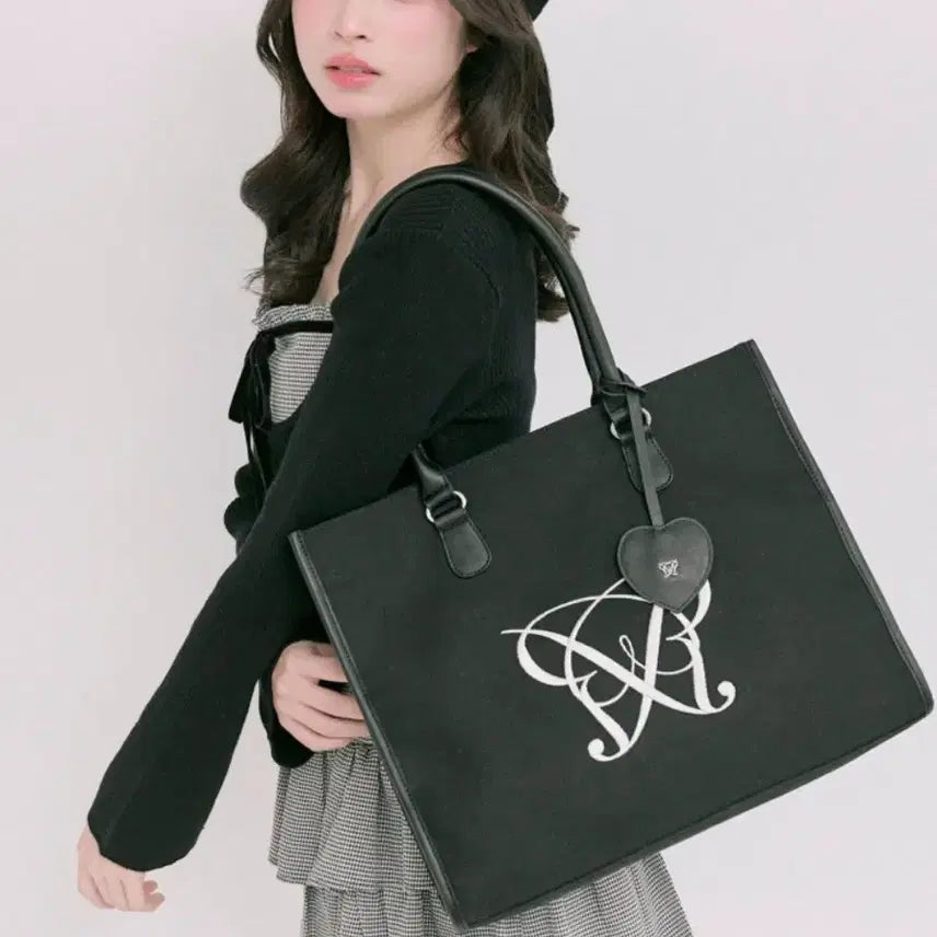 [BUNJANG] Olive des Olive Heart Mirror Charm Tote Bag / 올리브데올리브 하트 미러 참 토트백 가방 양산형 지뢰계 스나계 다리치