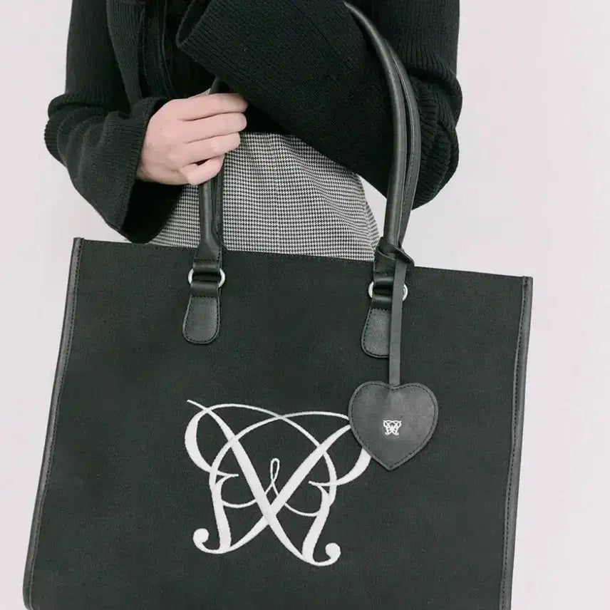 [BUNJANG] Olive des Olive Heart Mirror Charm Tote Bag / 올리브데올리브 하트 미러 참 토트백 가방 양산형 지뢰계 스나계 다리치