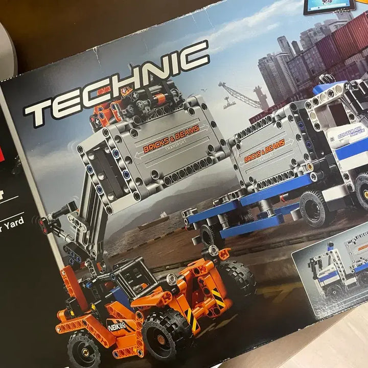 [BUNJANG] LEGO Technic Container Yard (42062) - Unsealed, Partial Set / 42062 레고 테크닉 컨테이너 야드 nib