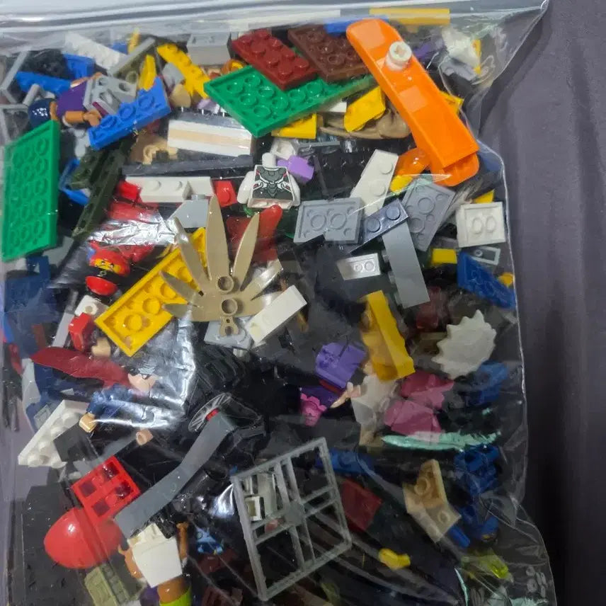 [BUNJANG] LEGO Compatible Bulk Bricks and Minifigures - Marvel, City, Minecraft / 레고 정품 마블 시티 마인크래프트 등  호환 제품 다수 벌크 및 미피