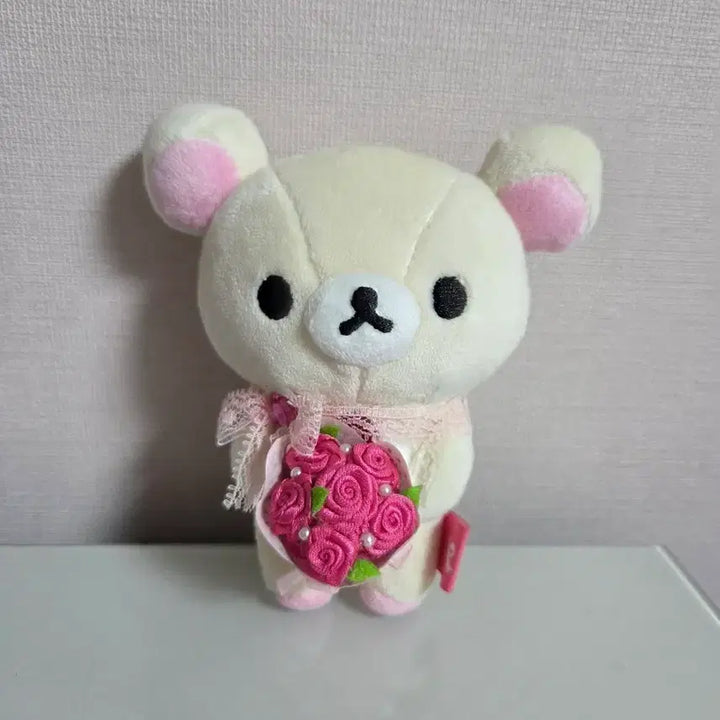 [BUNJANG] San-X Rilakkuma Rose Bouquet Keyring Plush / 산엑스 정품 장미꽃다발 코리락쿠마 키링 인형