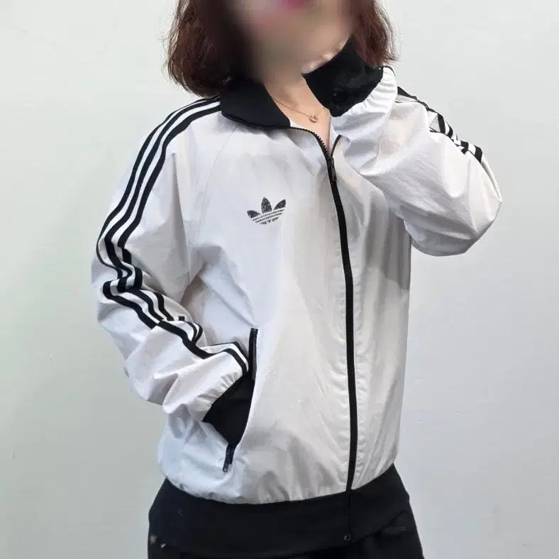 [BUNJANG] Vintage Adidas Olympic Edition Windbreaker / [프립]빈티지 아디다스 올림픽 에디션 윈드브레이커 바람막이