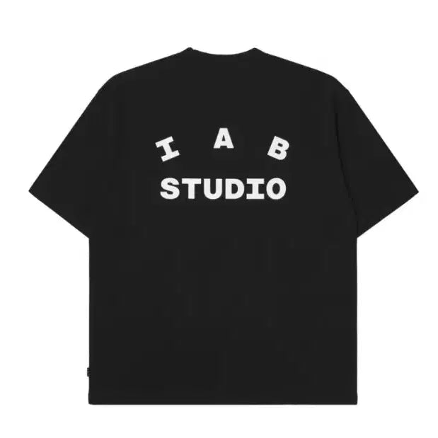 [BUNJANG] IAB Studio Logo Short Sleeve T-Shirt Black White / [당일 무료발송] 아이앱 스튜디오 IAB 로고 반팔 티셔츠 블랙 화이트