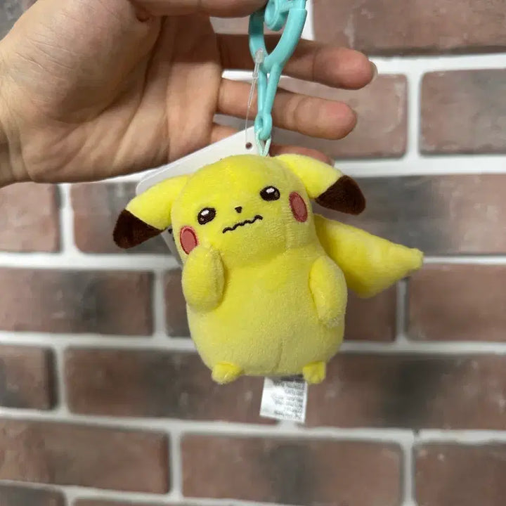 [BUNJANG] Pokemon Pikachu Coward Personality Mascot Plush Keychain / 포켓몬스터 각양각색 피카츄 겁쟁이 성격 마스코트 인형 키링 판매합니다: